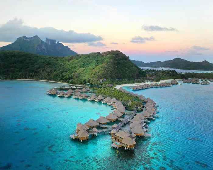 Overwater Bungalows Bora Bora