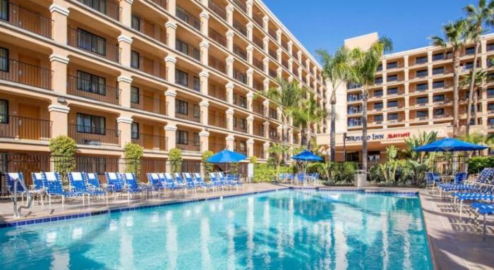 Hotel Near Disneyland