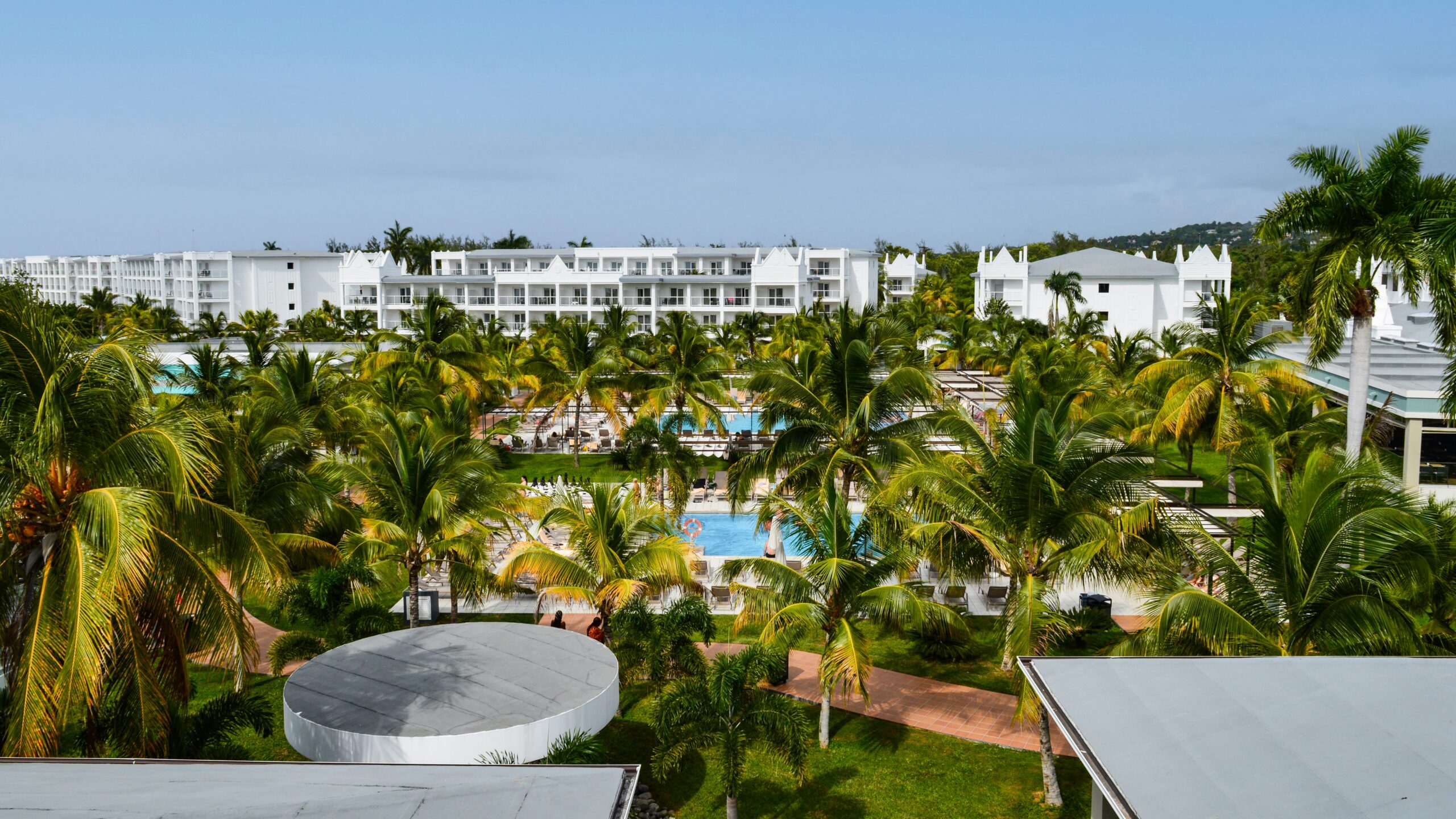 Designing Unforgettable Multi-Generational Family Luxury Vacations