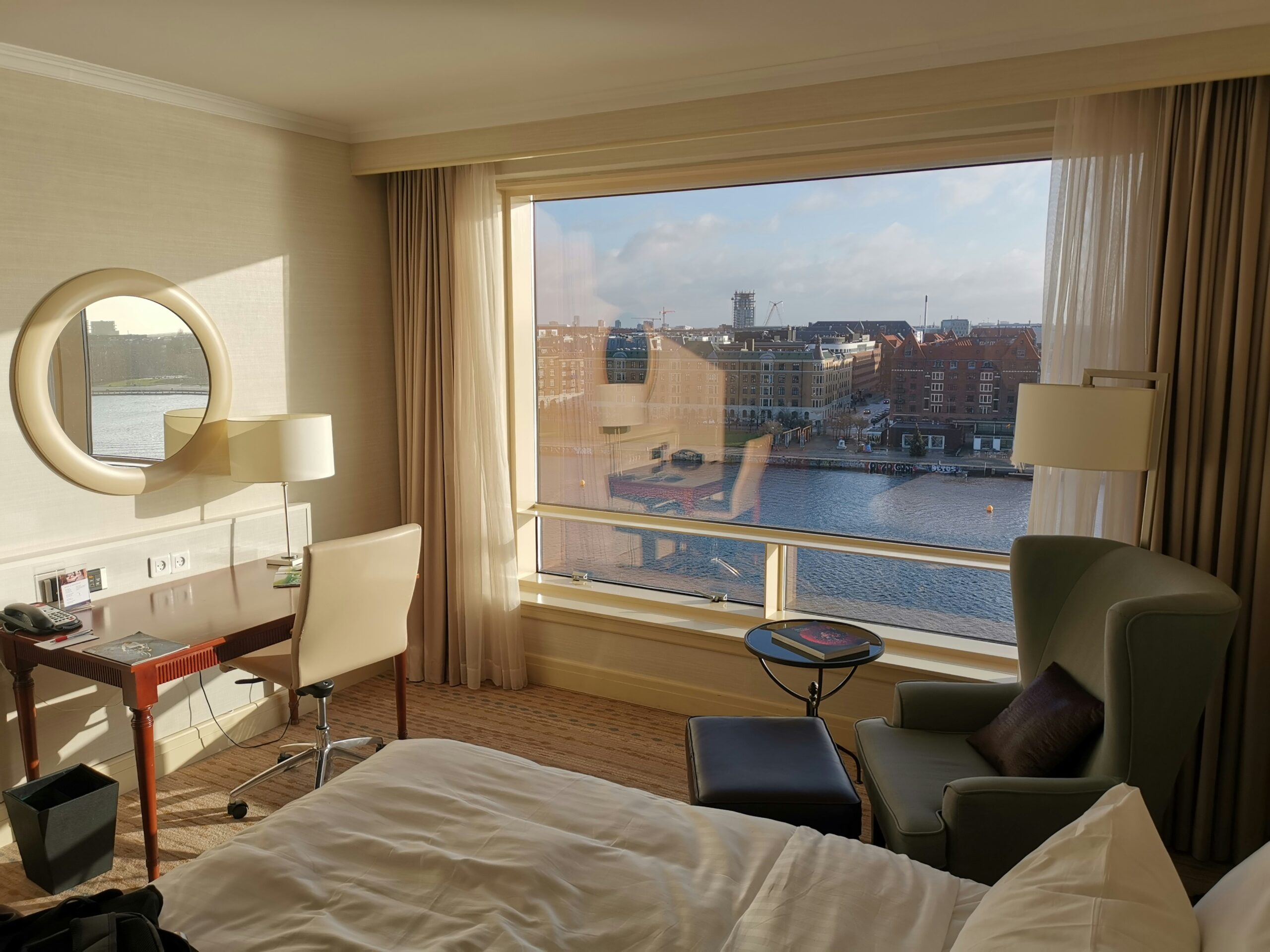 Future Living Within Smart Hotel Rooms